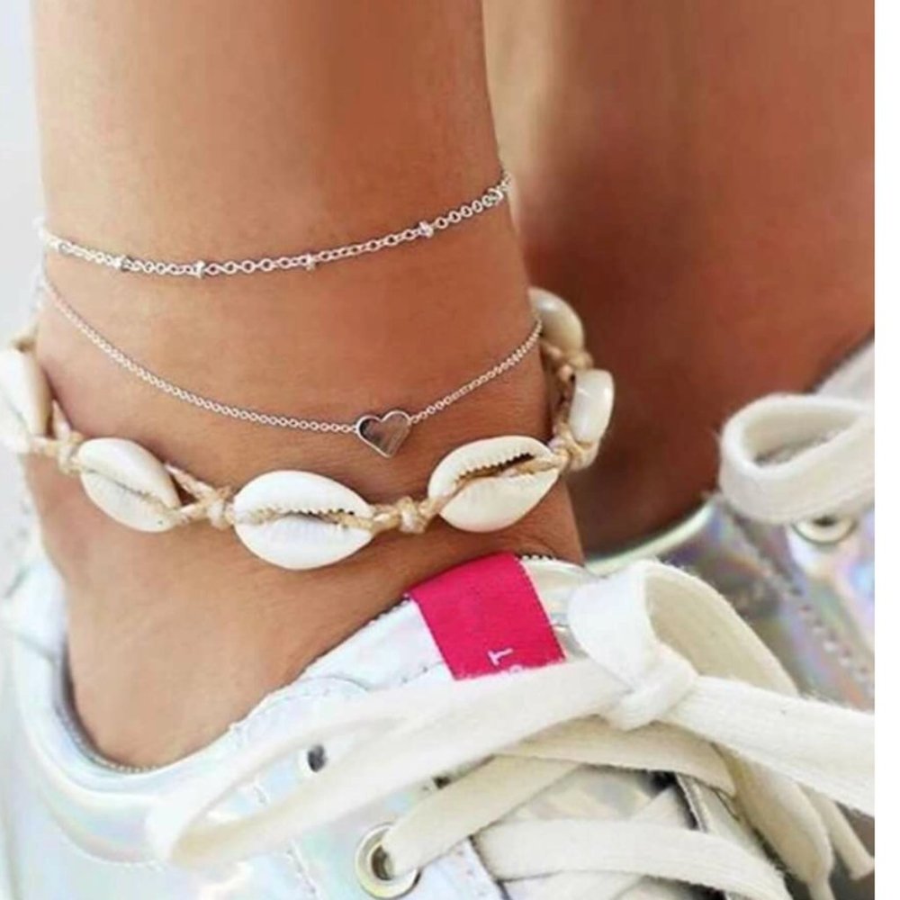 RESTOCK ๐จ Shell & Heart Charm Ankle Bracelet Set - Picture 5 of 5